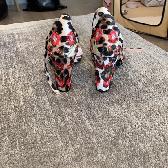 Open toe heeled-sandal - Picture 3 of 6